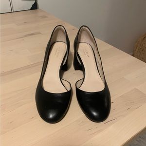 Cole Haan Grand Genuine Leather Black Heels Pumps  (Size 7.5)